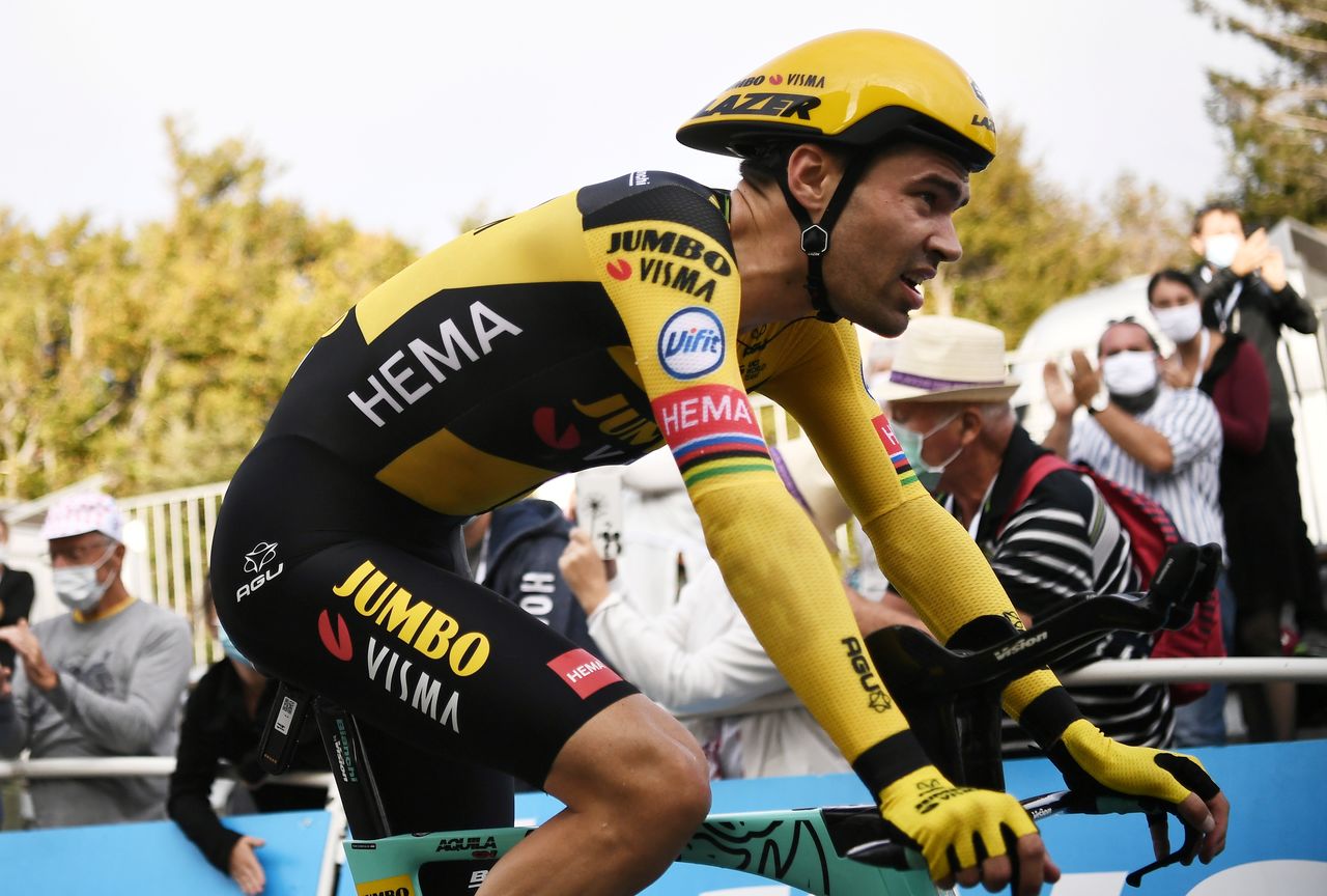 FILE PHOTO: Cycling - Tour de France - Stage 20 - Lure to La Planche des Belles Filles - France - September 19, 2020. Team Jumbo-Visma rider Tom Dumoulin of the Netherlands finishes. Pool via REUTERS/Marco Bertorello/File Photo
