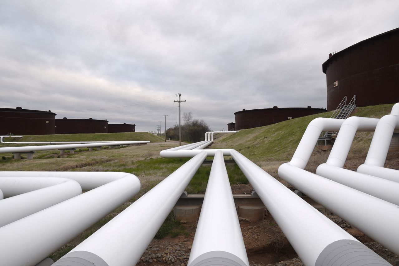 FILE PHOTO: Pipelines run to Enbridge Inc.
