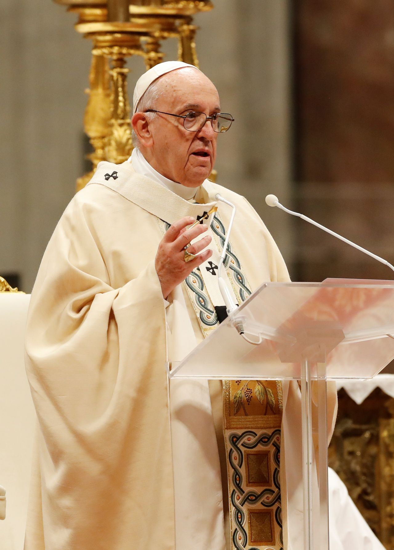 FILE PHOTO: Pope Francis leads a mass to ordain bishops at St. Peter