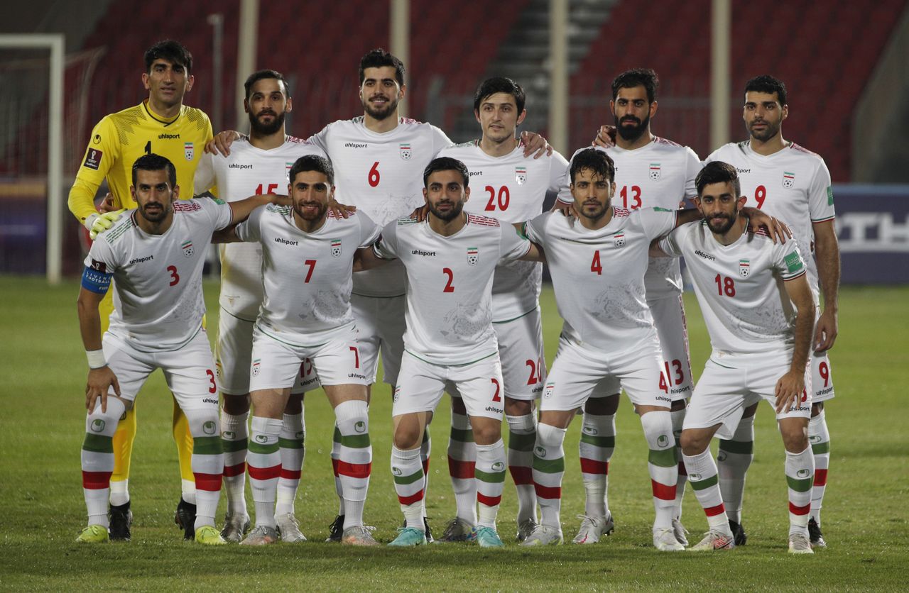 FILE PHOTO: Soccer Football - World Cup - Asia Qualifiers - Second Round - Group C - Iran v Iraq - Sheikh Ali bin Mohammed Al Khalifa Stadium, Muharraq, Bahrain - June 15, 2021 Iran players pose for a team group photo before the match REUTERS/Hamad I Mohammed/File Photo