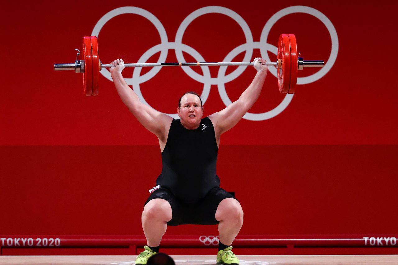 FILE PHOTO: Tokyo 2020 Olympics - Weightlifting - Women