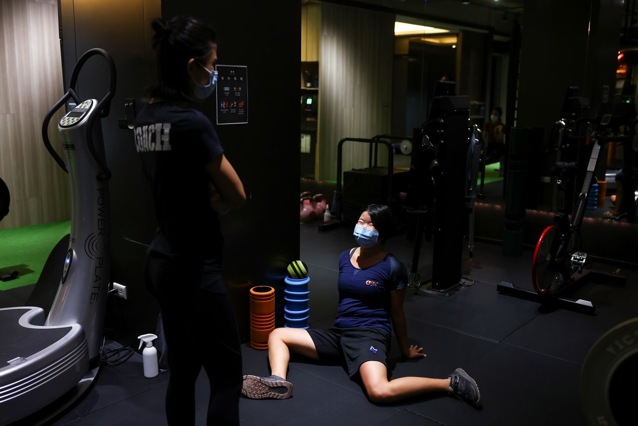Lee Win-yi, 19, a Taiwanese Alpine skier, trains at a gym before travelling abroad for training and competitions to qualify for the 2022 Beijing Winter Olympic Games, in Taipei, Taiwan October 1, 2021. Picture taken October 1, 2021. REUTERS/Ann Wang