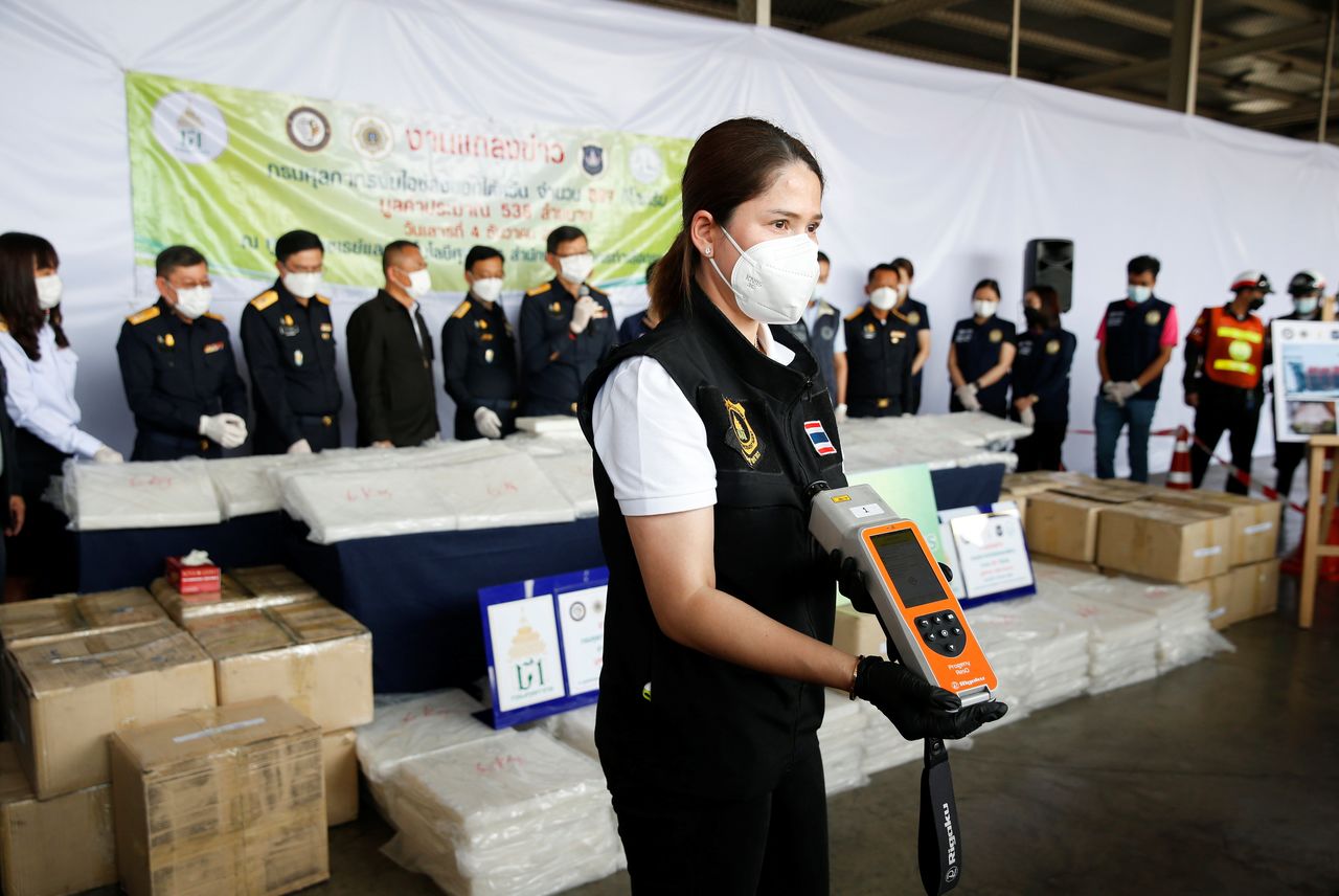 Thai authorities show the result of machine test as they seized 897 kilograms of crystal methamphetamine worth 2.7 billion baht ($79,733,079) after Thai customs intercepted packages headed for Taiwan, in Bangkok, Thailand December 4, 2021. REUTERS/Soe Zeya Tun