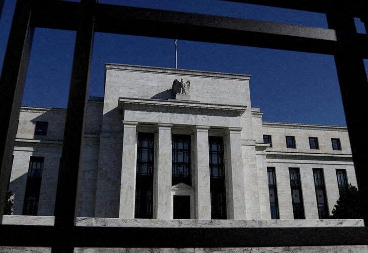 FILE PHOTO: Federal Reserve in Washington, U.S., November 22, 2021. REUTERS/Kevin Lamarque/File Photo