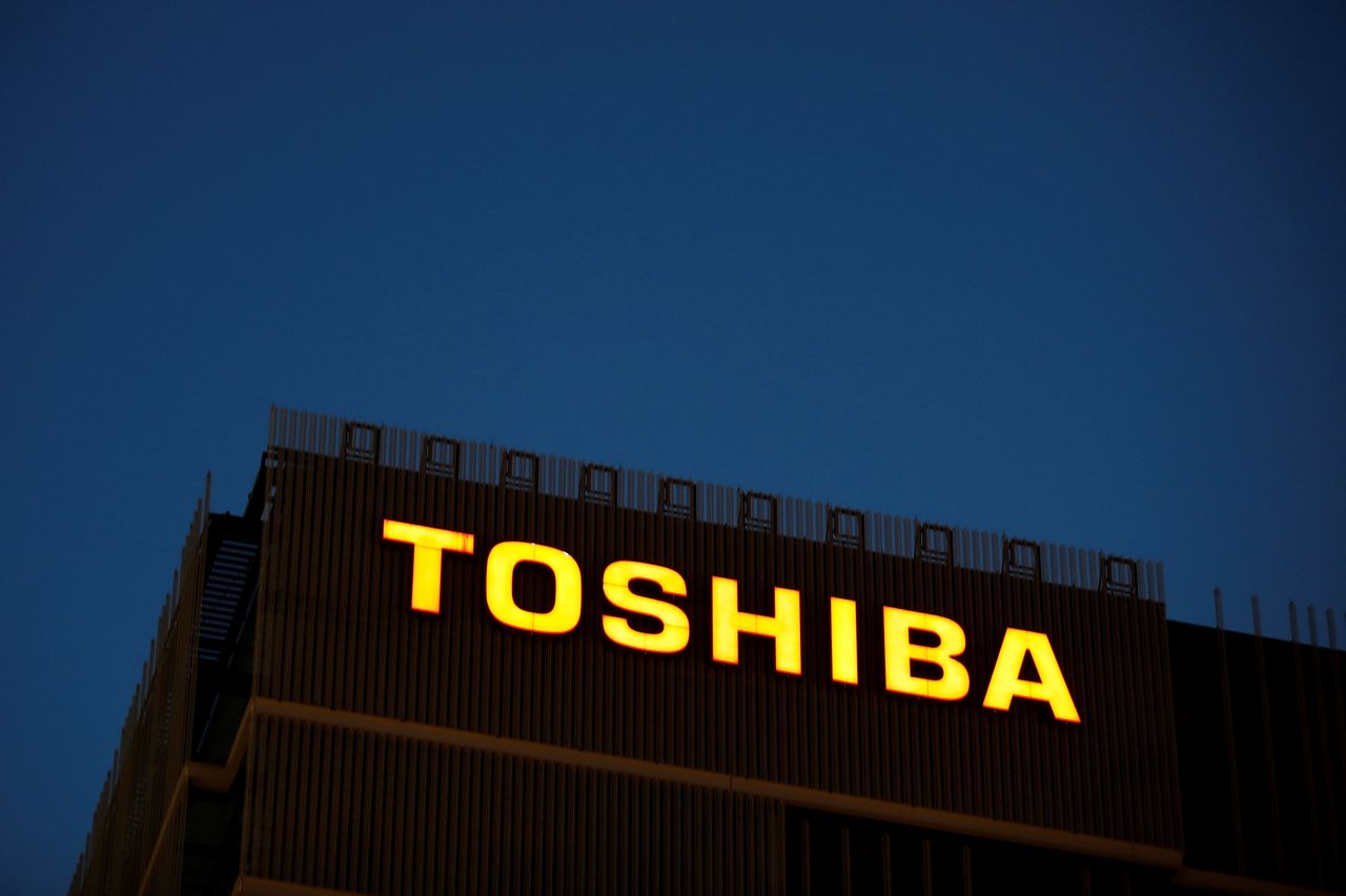 FILE PHOTO: The logo of Toshiba Corp. is seen at the company