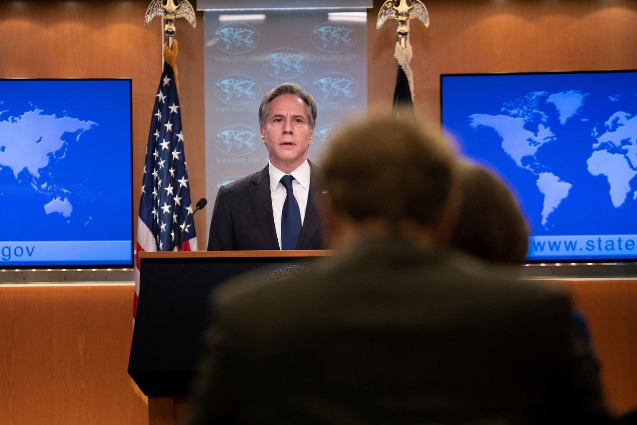 FILE PHOTO: U.S. Secretary of State Antony Blinken speaks about Russia and Ukraine during a briefing at the State Department in Washington, U.S., January 26, 2022. Brendan Smialowski/Pool via REUTERS/File Photo