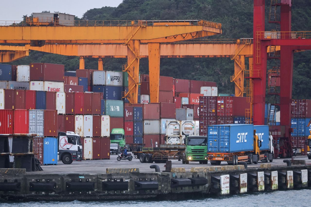 Taiwan's January exports post strong rise again, Q1 seen strong overall
