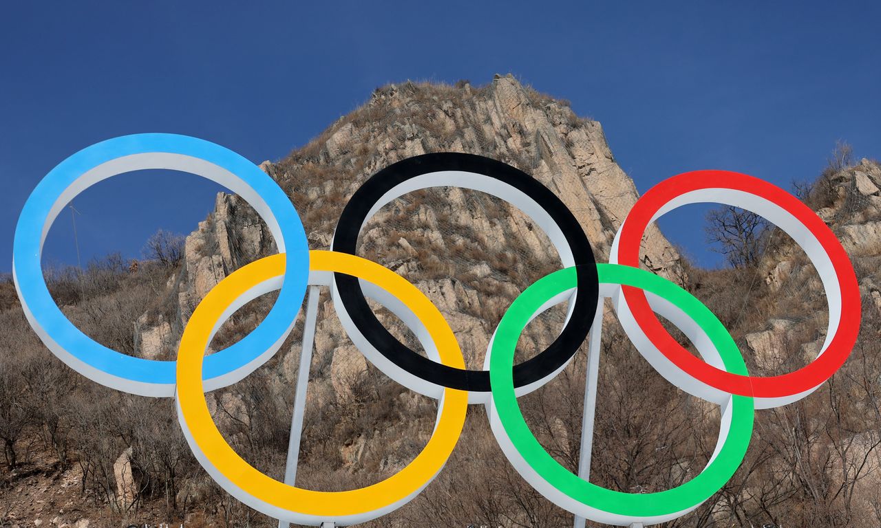 FILE PHOTO: 2022 Beijing Olympics - Alpine Skiing - Men