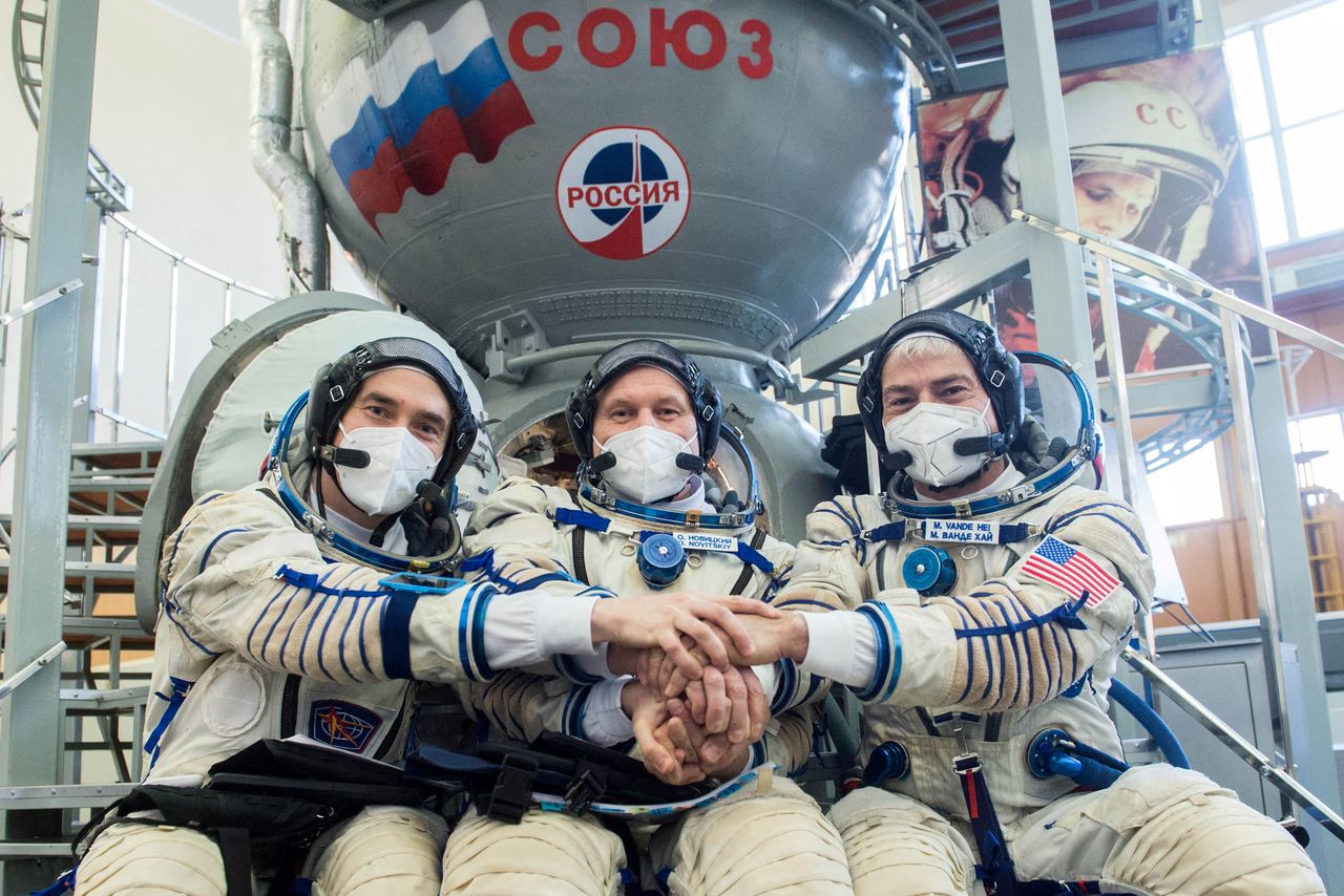 FILE PHOTO: Cosmonauts of the Russian space agency Roscosmos Pyotr Dubrov, Oleg Novitskiy and NASA astronaut Mark Vande Hei pose for a picture during a training session ahead of their expedition to the International Space Station (ISS) in Star City, Russia March 20, 2021. Andrey Shelepin/GCTC/Russian space agency Roscosmos/Handout via REUTERS ATTENTION EDITORS - THIS IMAGE HAS BEEN SUPPLIED BY A THIRD PARTY. MANDATORY CREDIT/File Photo