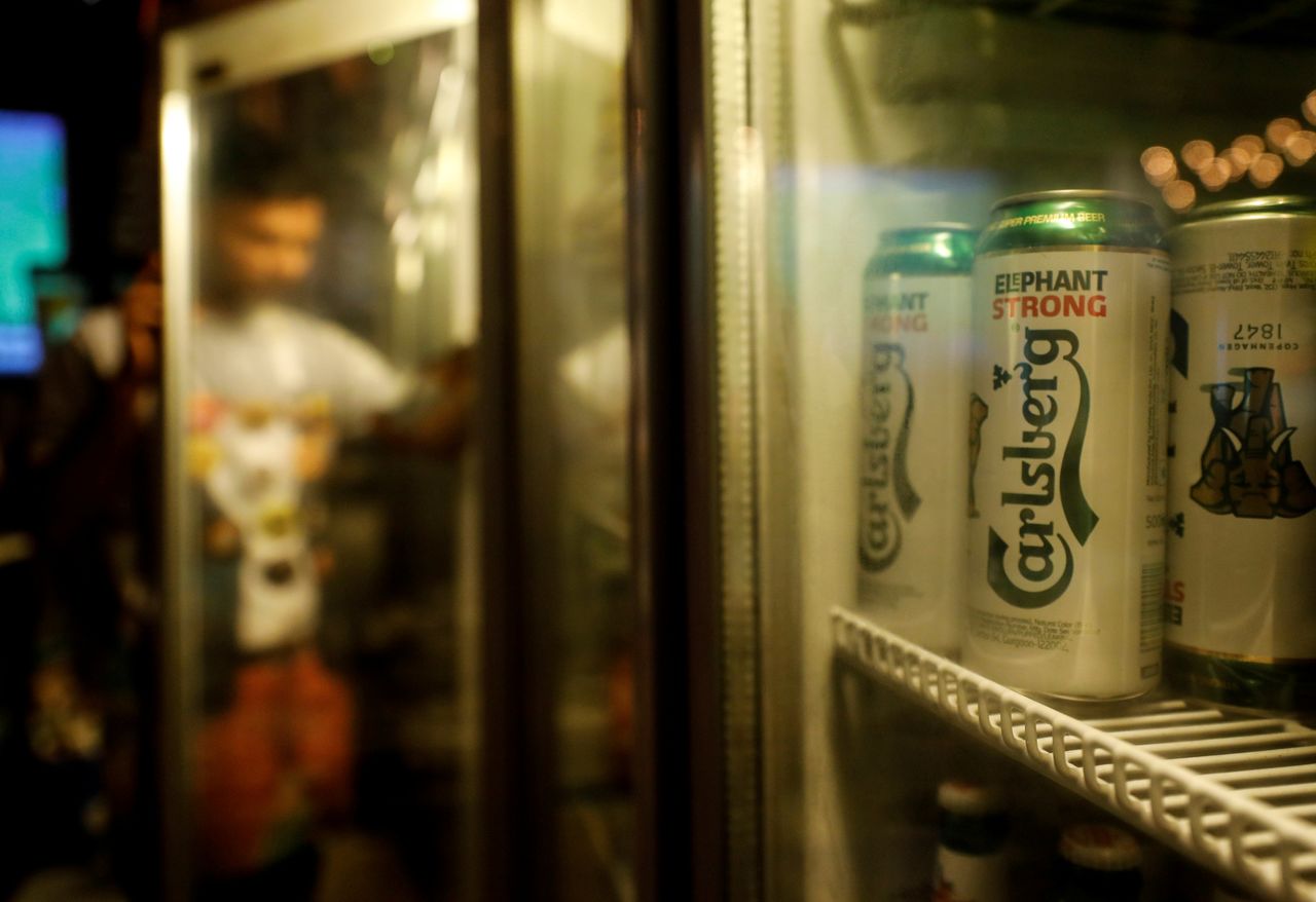FILE PHOTO: Carlsberg beer cans are seen at a pub in Mumbai, India, October 20, 2018. Picture taken October 20, 2018. REUTERS/Danish Siddiqui