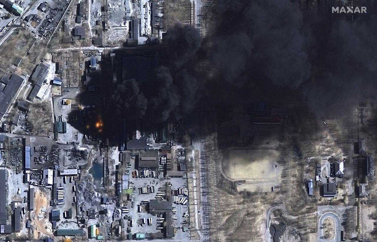 A satellite image shows closer multispectral image of burning oil storage tanks in Chernihiv, Ukraine, March 21, 2022. Satellite image ©2022 Maxar Technologies/Handout via REUTERS