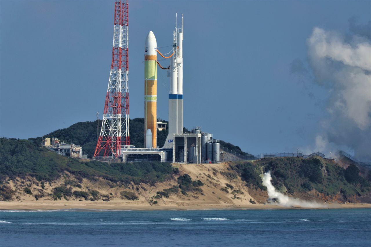 The aborted launch of the H3 rocket at Tanegashima Space Center in Kagoshima Prefecture on February 17, 2023. (© Jiji)