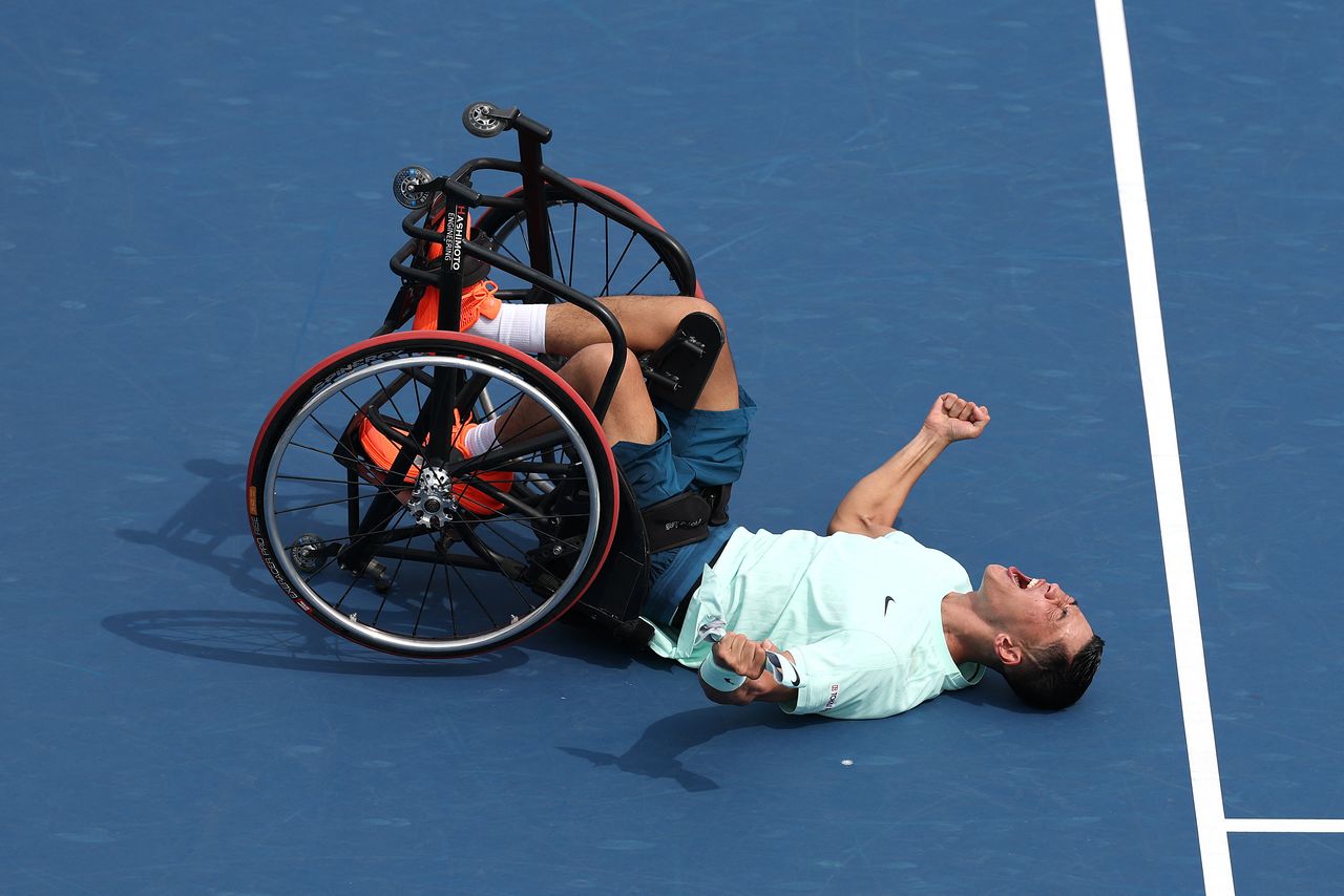 Oda Tokito celebrates after winning the US Open men’s wheelchair singles title in New York on September 6, 2025. (© AFP/Jiji)