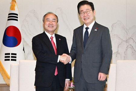 SoftBank Group Chief Son Meets with S. Korean Pres. Lee
