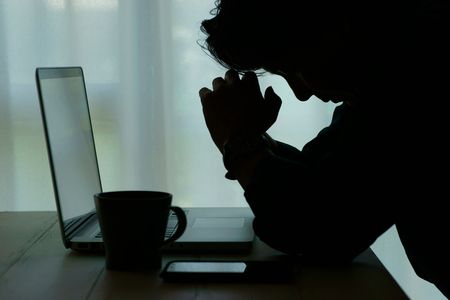 Nearly Half of Japanese Familiar with Loneliness, Isolation