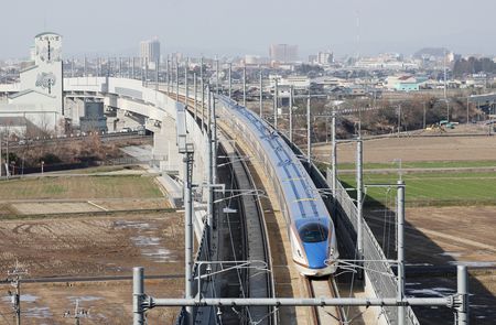 Japan to Reconsider Route of Planned Hokuriku Shinkansen Section