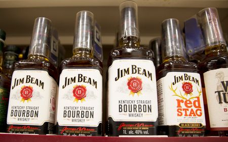 Suntory to Halt Jim Beam Distillery in Kentucky for Year