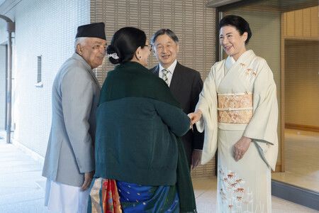 Japan's Emperor, Empress Meet with Nepal's Pres. Paudel