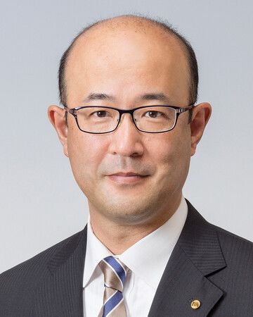 Toyota to Promote CFO Kon to President