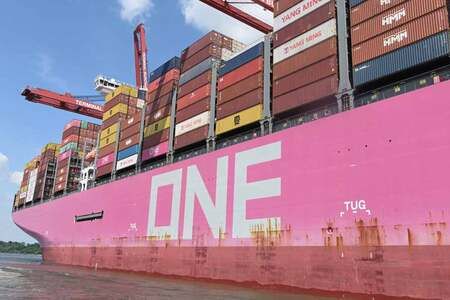 Middle East Tensions Disrupt Maritime Transport to Japan