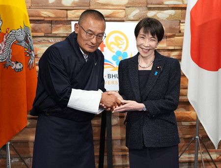 Japan, Bhutan Leaders Agree to Boost Bilateral Ties