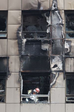 2 Japanese Women Injured in Capsule Hotel Fire in Seoul