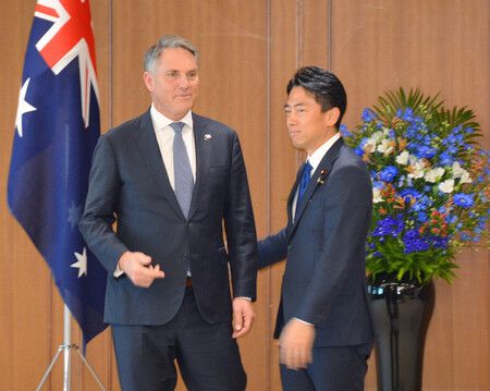 Japan, Australia Agree to Deepen Defense Ties