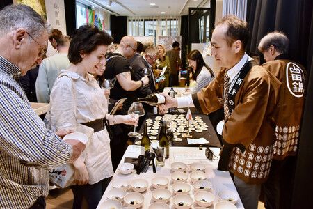 Event Held in Brussels to Promote Western Japan's Sake Rice