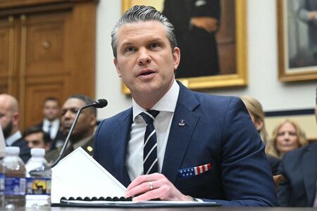 U.S. Defense Chief Backs Higher Japanese Defense Spending