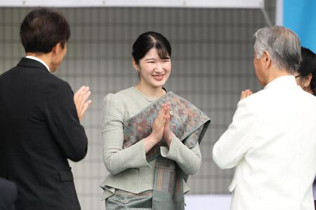 Princess Aiko Attends Laos Festival in Tokyo