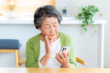 Consultations about Social Media Top 100,000 in 2025