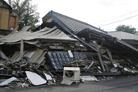 1,073 People Remain in Shelters 3 Months after Kumamoto Quake
