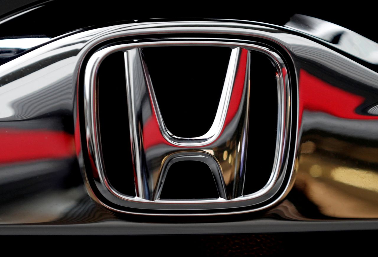 FILE PHOTO: Honda's logo on its Modulo model is pictured at its showroom at its headquarters in Tokyo, Japan, Feb. 19, 2019. REUTERS/Kim Kyung-hoon