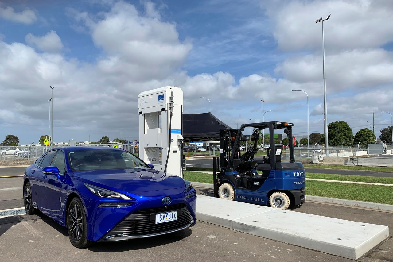 A view of the hydrogen refuelling site that Toyota opened at their former car plant in the Altona suburb of Melbourne, Australia, where it is producing hydrogen by using rooftop solar to power an electrolyser to split water, March 29, 2021. REUTERS/Sonali Paul