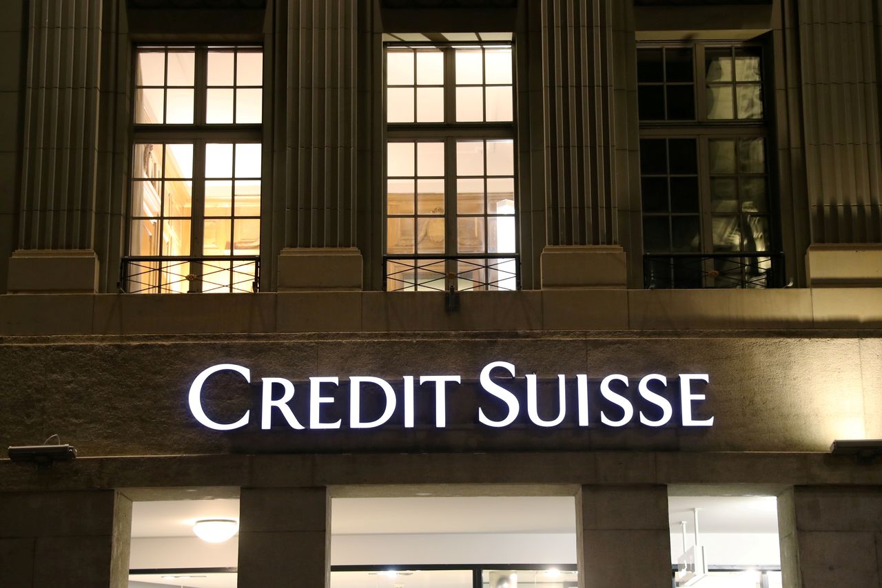 FILE PHOTO: The logo of Swiss bank Credit Suisse is seen at a branch office in Bern, Switzerland October 28, 2020. REUTERS/Arnd Wiegmann/File Photo