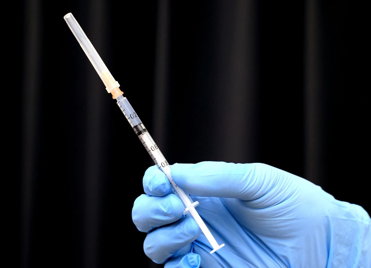 FILE PHOTO: A syringe with a dose of the vaccine against the coronavirus disease (COVID-19) is displayed at the Tokyo Metropolitan Cancer and Infectious Diseases Center Komagome Hospital in Tokyo, Japan March 5, 2021. Yoshikazu Tsuno/Pool via REUTERS