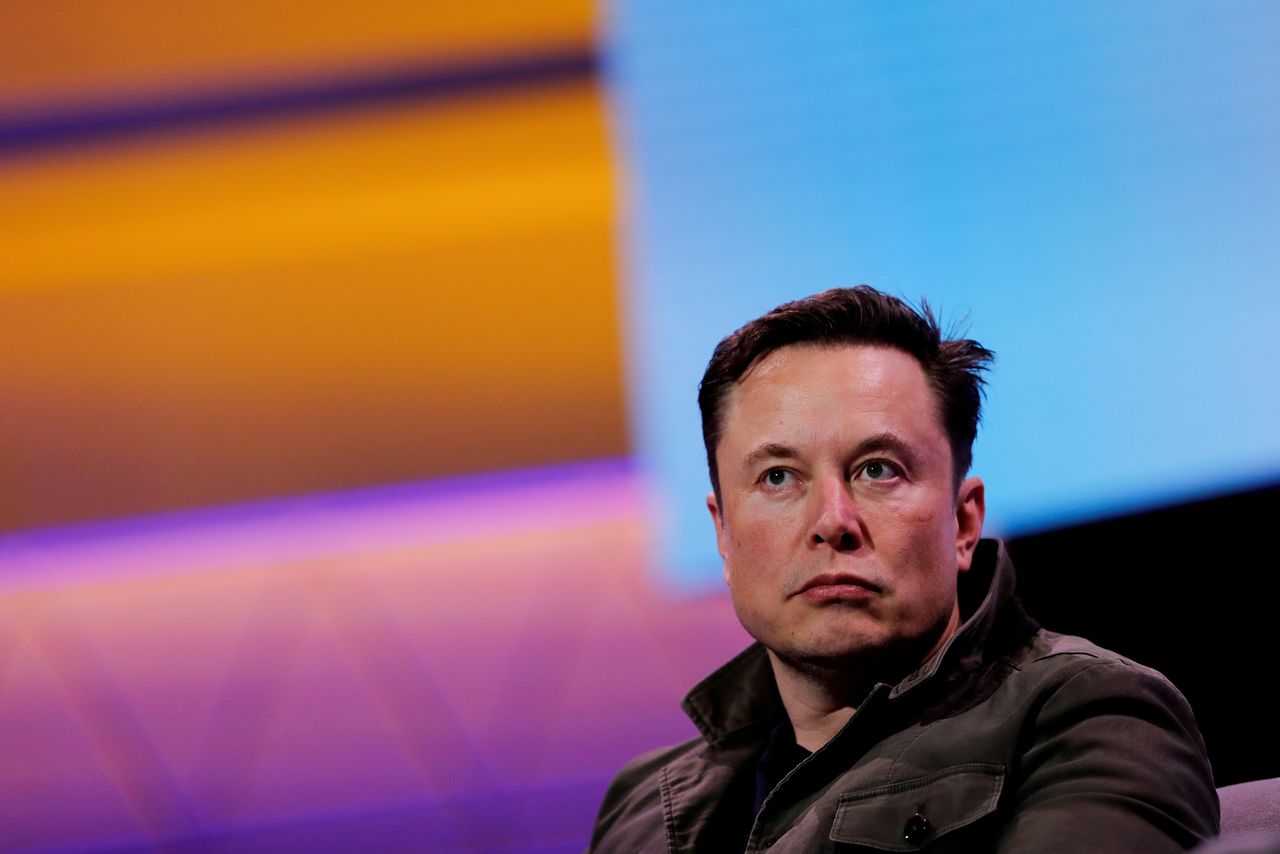 FILE PHOTO: SpaceX owner and Tesla CEO Elon Musk speaks during a conversation with legendary game designer Todd Howard (not pictured) at the E3 gaming convention in Los Angeles, California, U.S., June 13, 2019. REUTERS/Mike Blake/File Photo