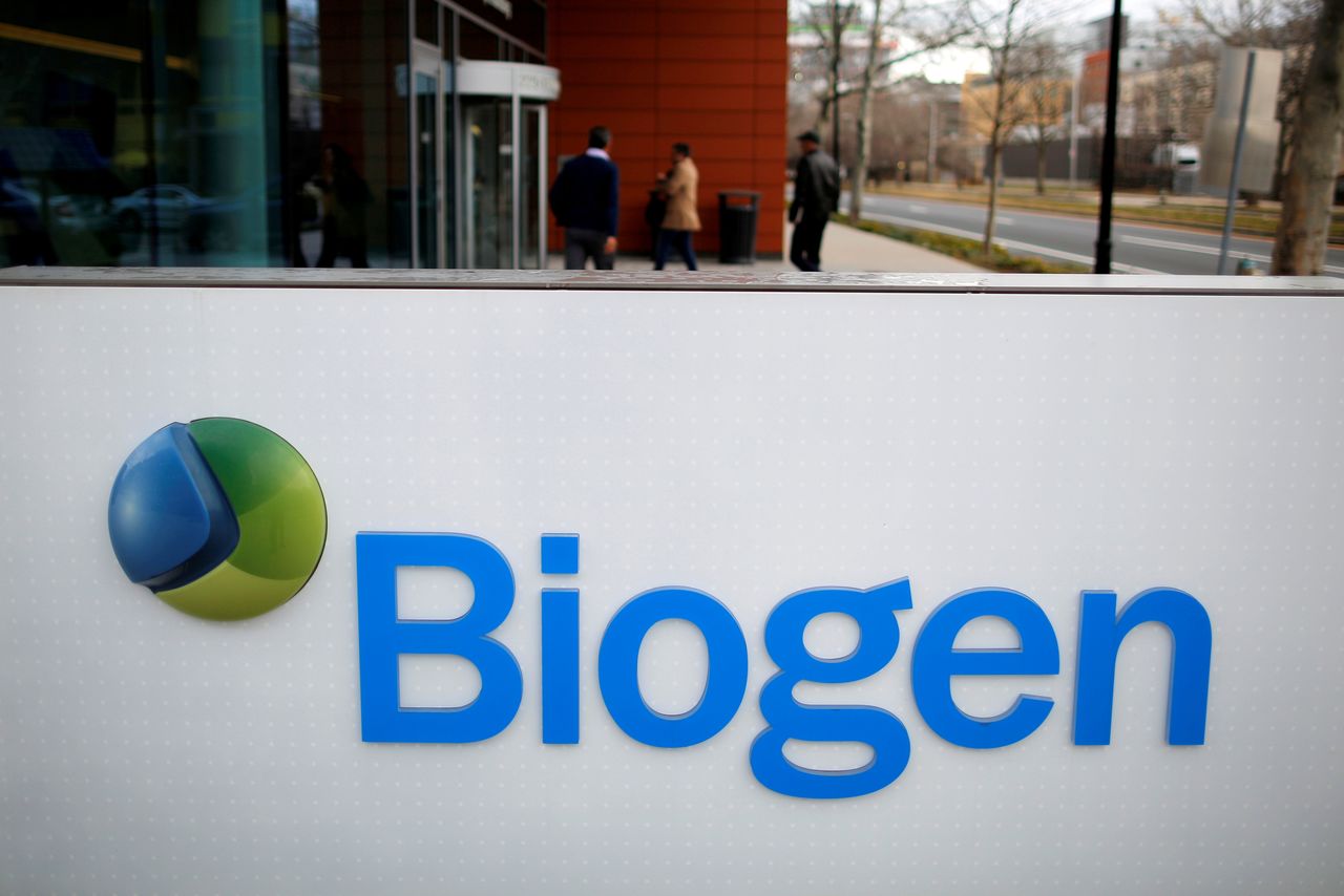 FILE PHOTO: A sign marks a Biogen facility in Cambridge, Massachusetts, U.S. January 26, 2017. REUTERS/Brian Snyder/File Photo