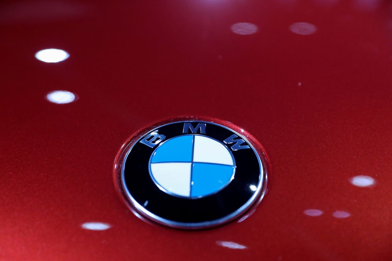 FILE PHOTO: The logo of BMW is seen at the LA Auto Show in Los Angeles, California, U.S. November 20, 2019. REUTERS/Lucy Nicholson