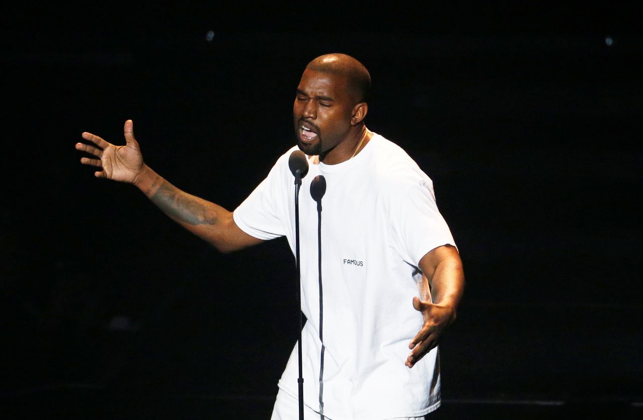 FILE PHOTO: Kanye West on stage during the 2016 MTV Video Music Awards in New York, U.S., August 28, 2016. REUTERS/Lucas Jackson/File Photo