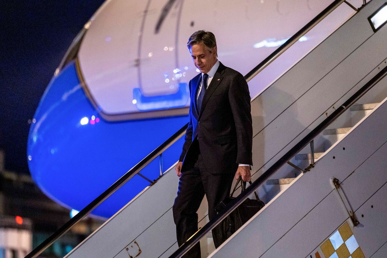 FILE PHOTO: U.S. Secretary of State Antony Blinken arrives at Bari Airport in Bari, Italy June 28, 2021. Andrew Harnik/Pool via REUTERS
