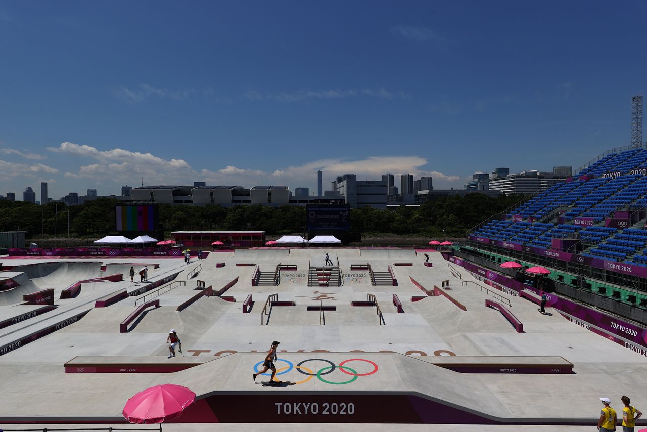 Tokyo 2020 Olympics - Skateboarding Training - Ariake Urban Sports Park, Tokyo, Japan - July 20, 2021 General view during the women's street training REUTERS/Matthew Childs