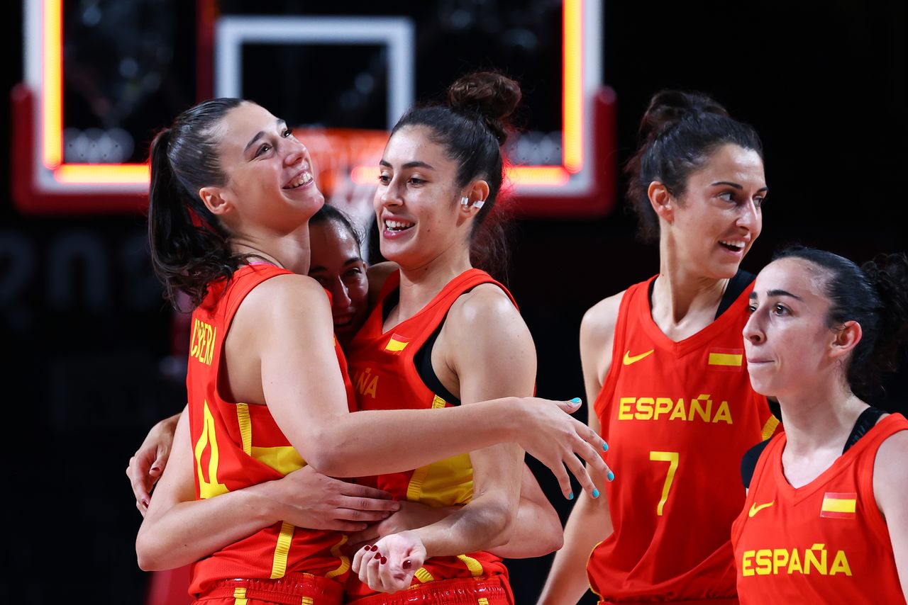 Tokyo 2020 Olympics - Basketball - Women - Group A - South Korea v Spain - Saitama Super Arena, Saitama, Japan - July 26, 2021. Spain players celebrate after winning the match REUTERS/Brian Snyder