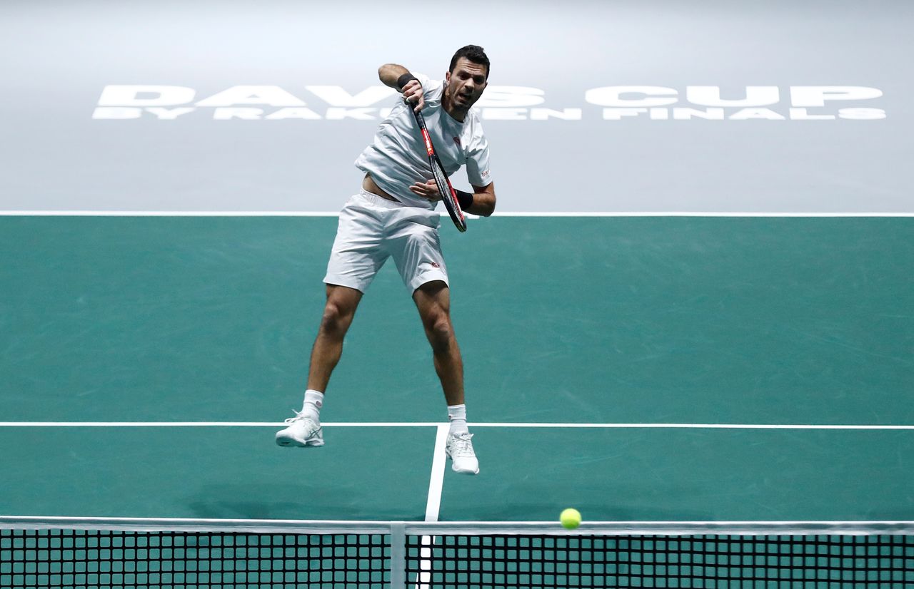 FILE PHOTO: Tennis - Davis Cup Finals - Caja Magica, Madrid, Spain - November 20, 2019 Netherlands' Jean-Julien Rojer in action with Wesley Koolhof during their doubles match against Great Britain's Jamie Murray and Neal Skupski REUTERS/Sergio Perez