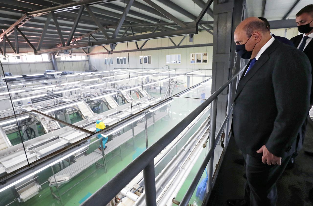 Russian Prime Minister Mikhail Mishustin visits the Yasny fish processing complex on the southern Kuril island of Iturup, Russia July 26, 2021. Sputnik/Dmitry Astakhov/Pool via REUTERS