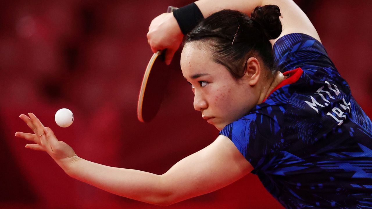 Tokyo 2020 Olympics - Table Tennis - Women's Singles - Round 3 - Tokyo Metropolitan Gymnasium - Tokyo, Japan - July 27, 2021. Mima Ito of Japan in action against Fu Yu of Portugal REUTERS/Thomas Peter