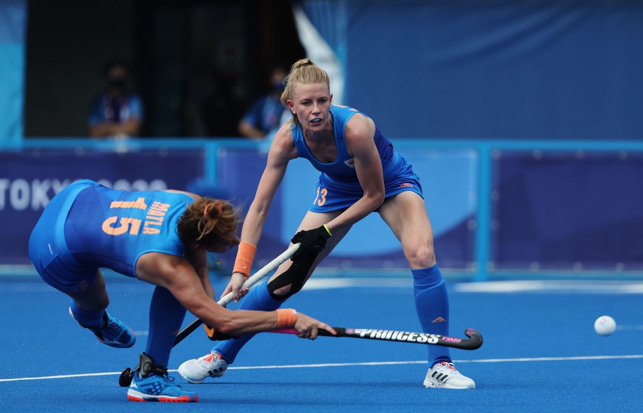 Tokyo 2020 Olympics - Hockey - Women's Pool A - Netherlands v South Africa - Oi Hockey Stadium, Tokyo, Japan - July 28, 2021. Frédérique Matla of the Netherlands shoots from a penalty corner next to Caia van Maasakker of the Netherlands. REUTERS/Alkis Konstantinidis