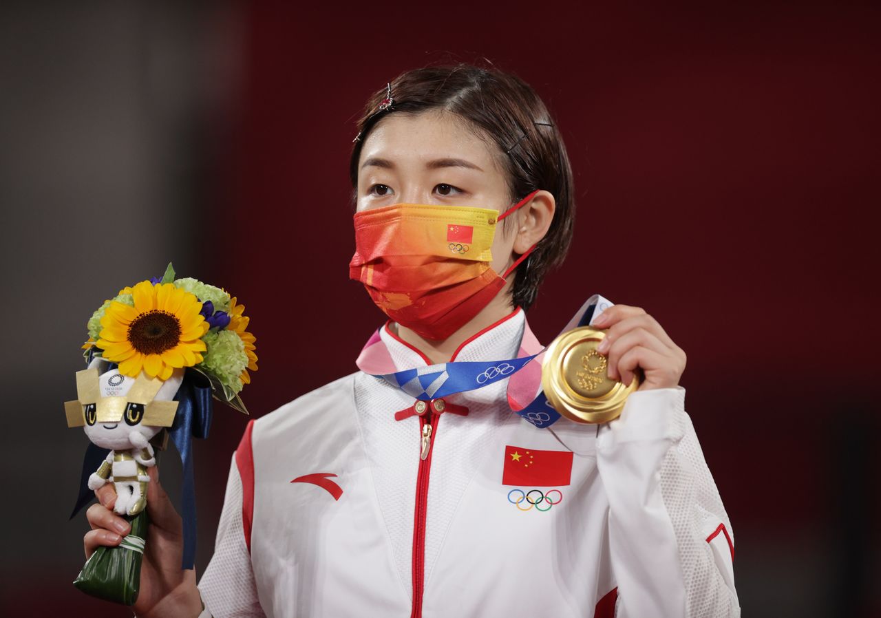 Tokyo 2020 Olympics - Table Tennis - Women's Singles - Medal Ceremony - Tokyo Metropolitan Gymnasium - Tokyo, Japan - July 29, 2021. Gold medalist Chen Meng of China with her medal REUTERS/Hannah Mckay