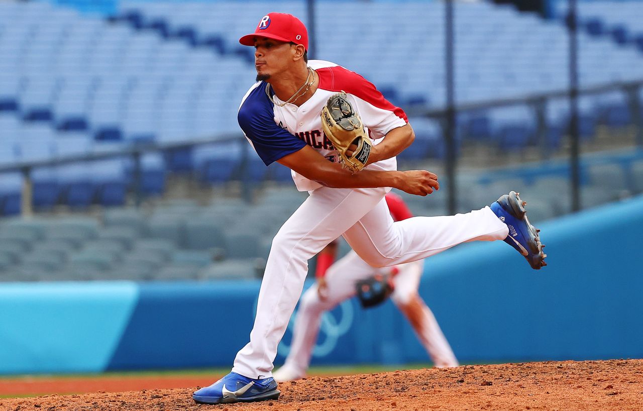 Tokyo 2020 Olympics - Baseball - Men - Opening Round - Group A - Mexico v Dominican Republic - Yokohama Baseball Stadium, Yokohama, Japan - July 30, 2021. Luis Castillo of the Dominican Republic in action. REUTERS/Jorge Silva