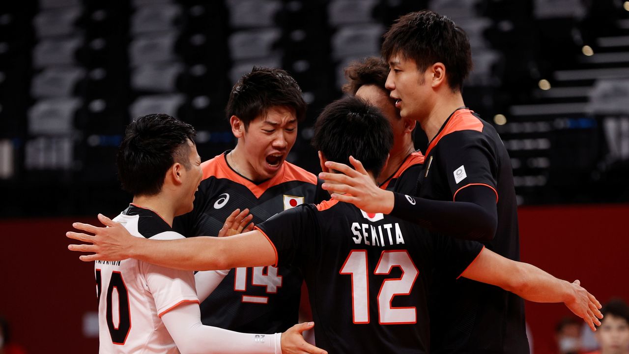 Olympics-Volleyball-Poland hand Japan second loss, Brazil hold off U.S ...
